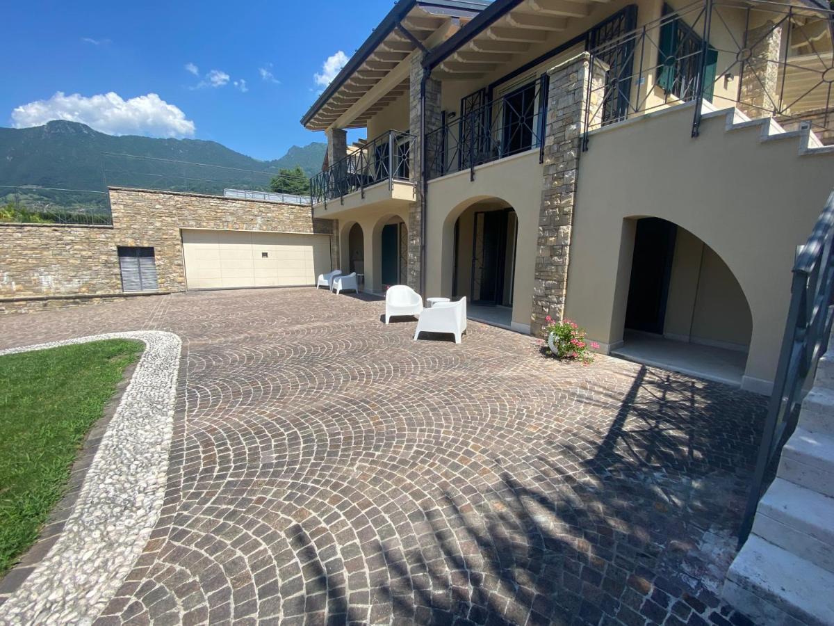 Vela Di Soleville Camere Con E Senza Vista Lago Con Ristorante & Pizzeria ซาเลมาราซิโน ภายนอก รูปภาพ